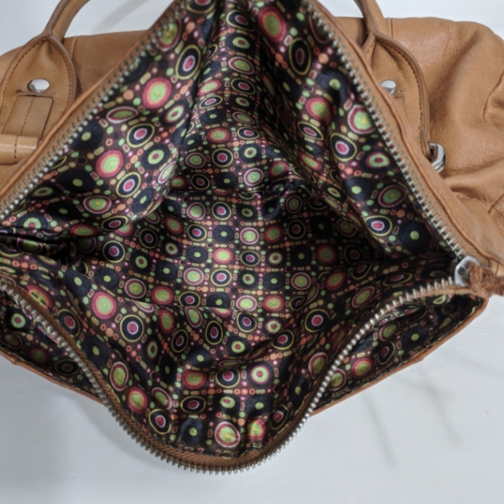 Tignanello soft leather satchel shoulder bag - Picture 5 of 8